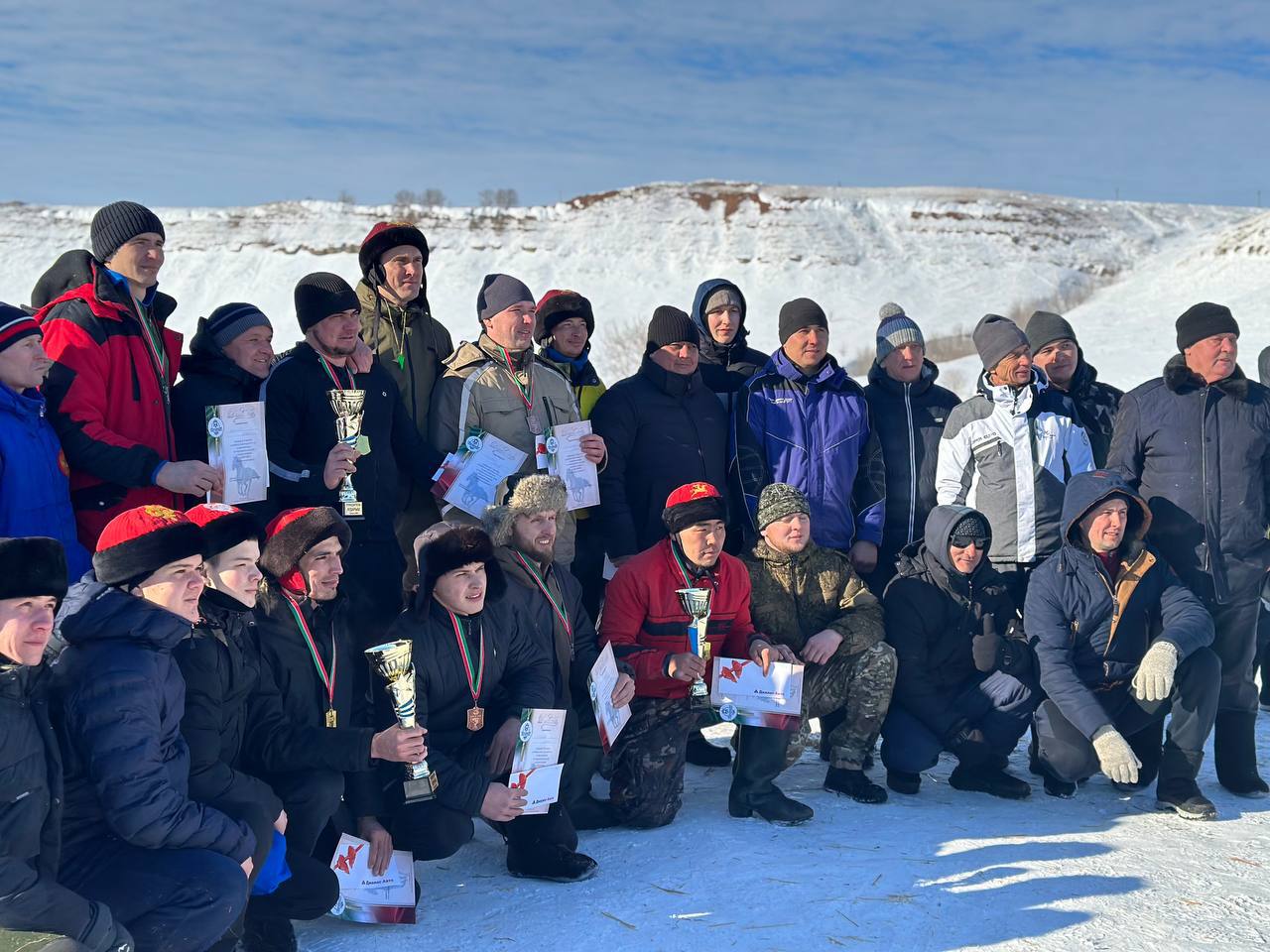 Диалог Авто Азнакаево - генеральный спонсор борьбы на лошадях - Новости  Казань Горьковское шоссе