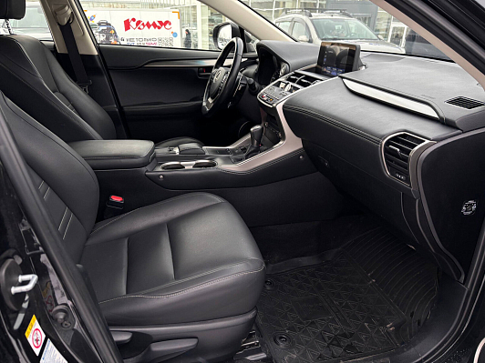 Lexus NX Progressive, 2019 года, пробег 153075 км