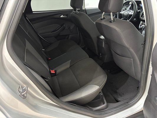 Ford Focus Titanium, 2012 года, пробег 176347 км
