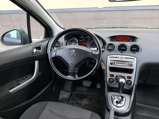 Peugeot 408 Style, 2012 года, пробег 157000 км