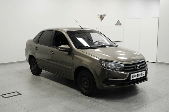 Lada (ВАЗ) Granta Luxe, 2019 года, пробег 134000 км