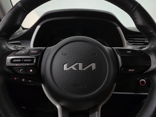 Kia Rio Luxe, 2021 года, пробег 85727 км