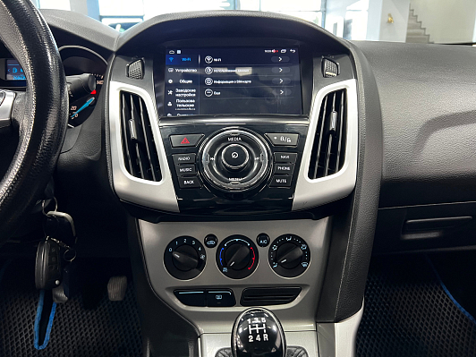 Ford Focus Trend, 2012 года, пробег 260407 км