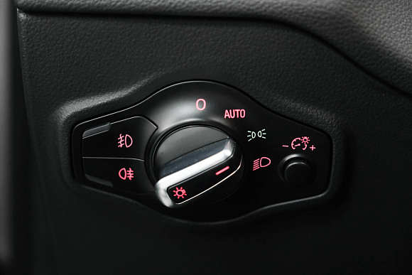 Audi Q5, 2016 года, пробег 145000 км