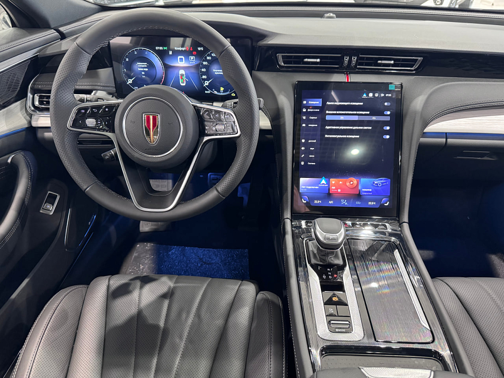 Hongqi H5 Black Edition, черный