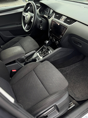 Skoda Octavia Hockey Edition, 2018 года, пробег 83073 км
