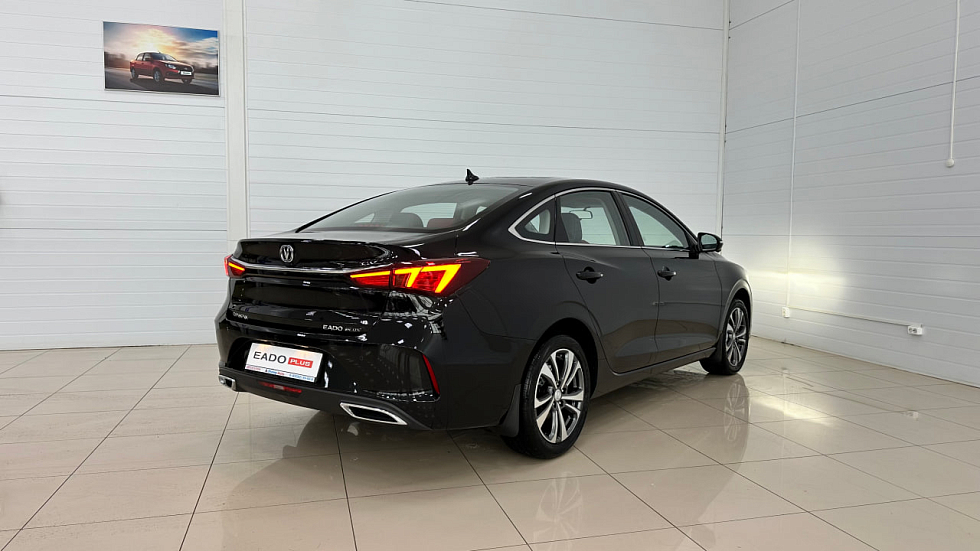 Changan Eado Plus Luxe, черный