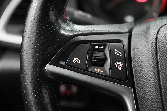 Opel Astra Sport, 2013 года, пробег 184000 км