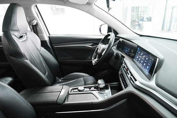 Changan CS75 Plus Luxury, 2023 года, пробег 56000 км