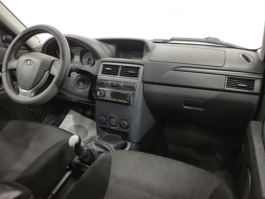 Lada (ВАЗ) Priora Standard 21702-40-050, 2017 года, пробег 147065 км