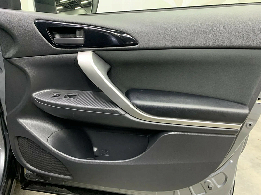 Mitsubishi Eclipse Cross Instyle, 2020 года, пробег 74036 км