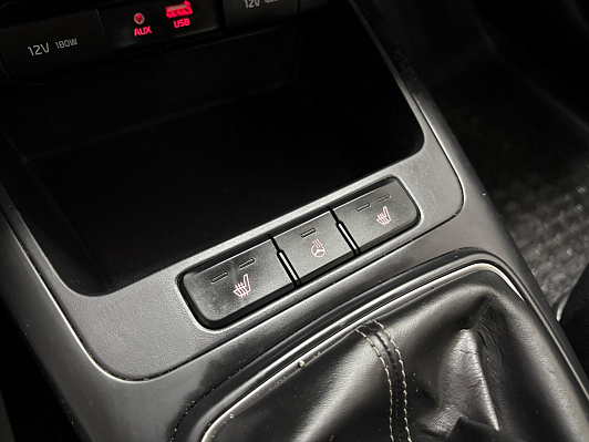 Kia Rio Luxe, 2017 года, пробег 165366 км