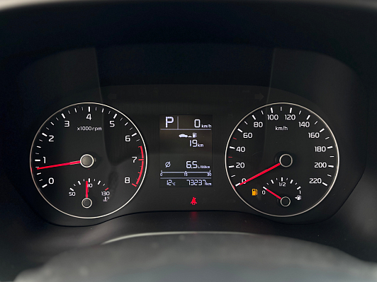 Kia Rio, 2020 года, пробег 73000 км