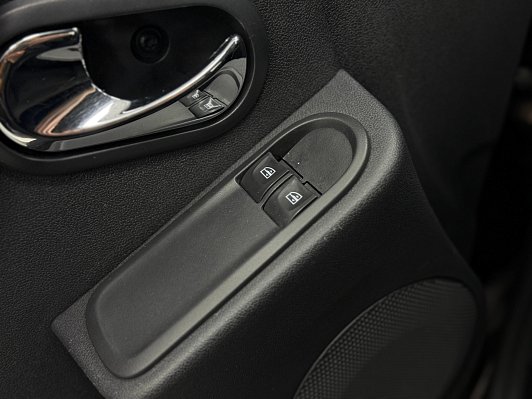 Renault Duster Drive, 2018 года, пробег 144857 км