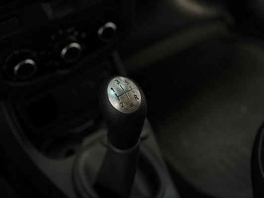 Renault Duster Authentique, 2015 года, пробег 229000 км