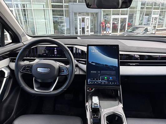 Geely Atlas Flagship Sport, 2023 года, пробег 41000 км