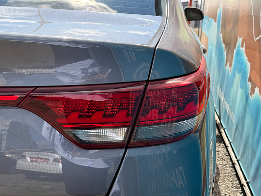 Kia Rio Luxe, 2021 года, пробег 170000 км