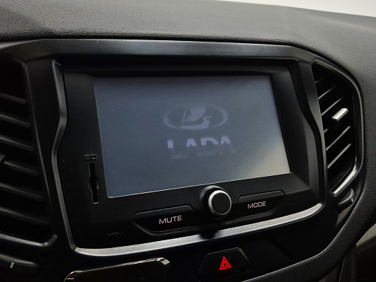 Lada (ВАЗ) Vesta Comfort Multimedia, 2018 года, пробег 119131 км