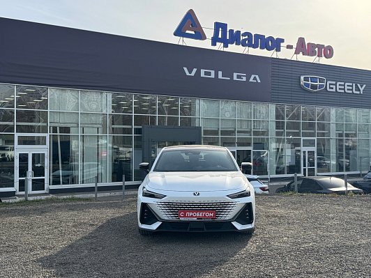 Changan UNI-V Комфорт, 2023 года, пробег 22100 км