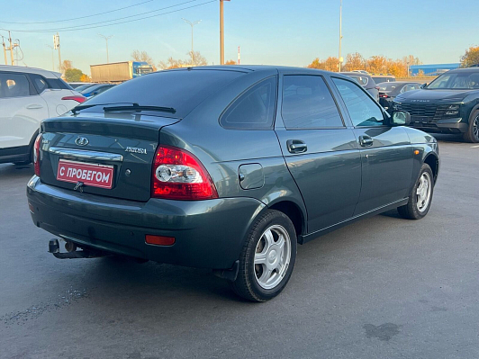 Lada (ВАЗ) Priora Люкс, 2010 года, пробег 105000 км