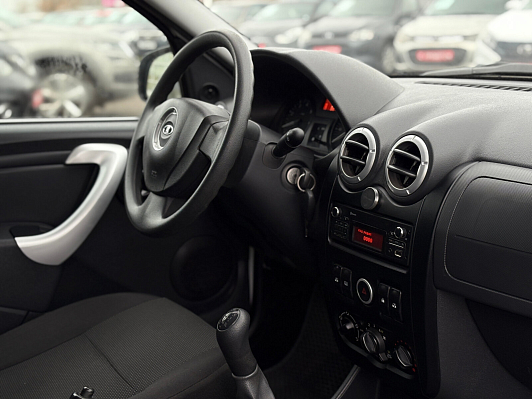 Lada (ВАЗ) Largus Comfort (7 мест), 2018 года, пробег 207371 км