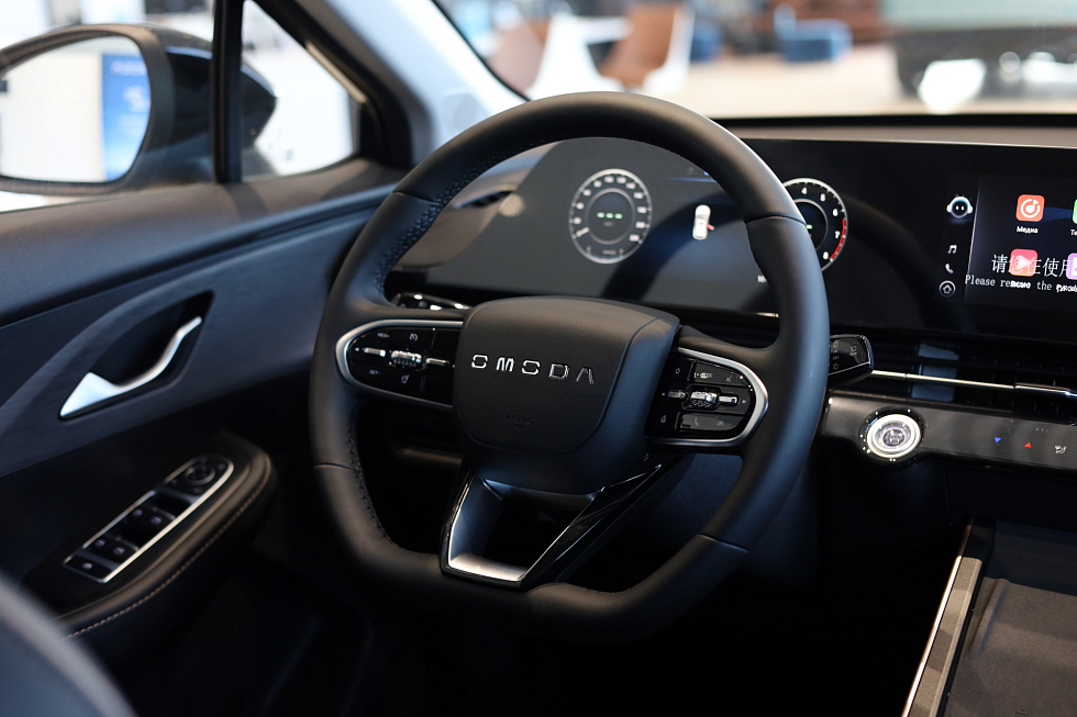 Omoda C5 Стиль (2024), черный