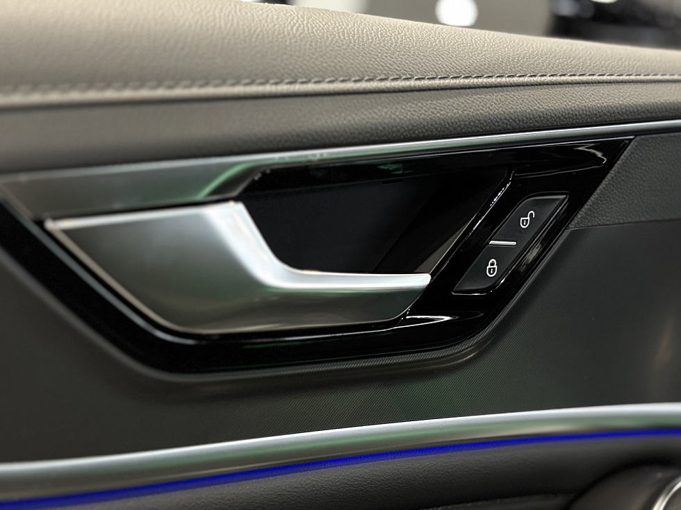 Hongqi HS3 Комфорт (Comfort), белый