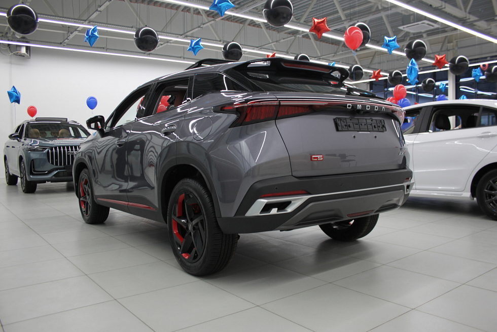 Omoda C5 Актив, серый