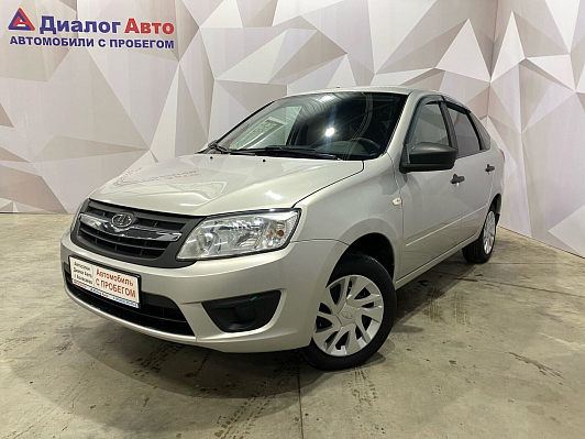 Lada (ВАЗ) Granta Standard, 2018 года, пробег 111000 км