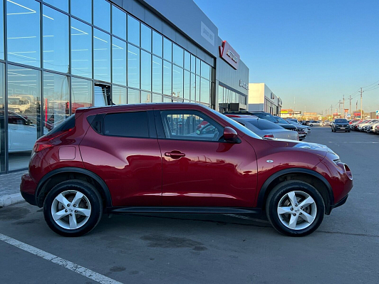 Nissan Juke, 2013 года, пробег 195000 км