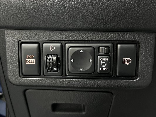 Nissan Tiida Tekna, 2012 года, пробег 249097 км