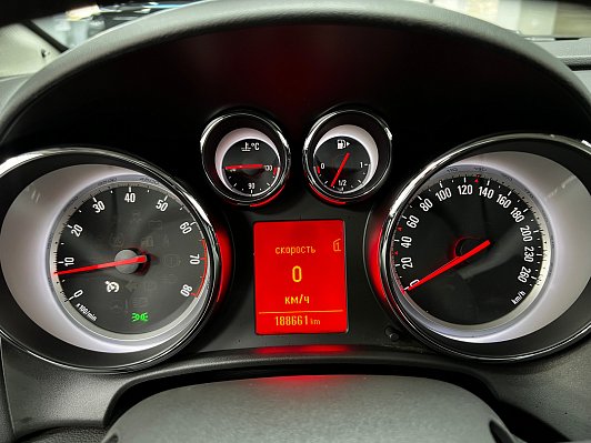 Opel Astra Cosmo, 2013 года, пробег 188650 км
