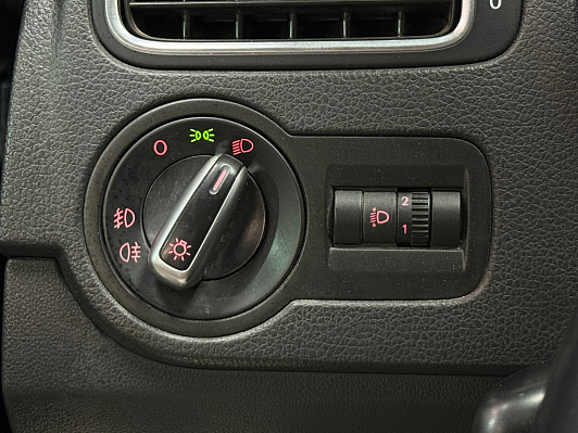 Volkswagen Polo, 2014 года, пробег 155000 км