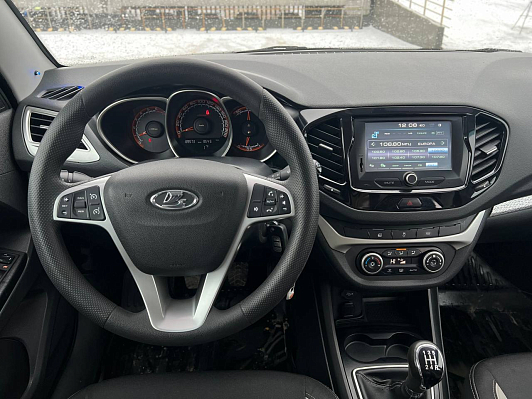 Lada (ВАЗ) Vesta Comfort Winter, 2018 года, пробег 139400 км