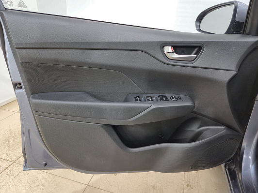 Hyundai Solaris Super Series II + 5” Audio, 2019 года, пробег 127700 км