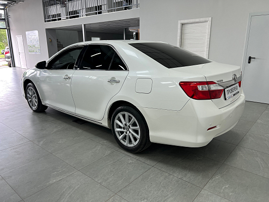 Toyota Camry, 2014 года, пробег 288053 км