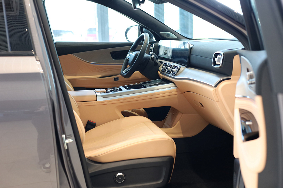 Jaecoo J8 Active двухцветный, серый