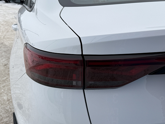 Geely Emgrand Flagship, 2023 года, пробег 20600 км