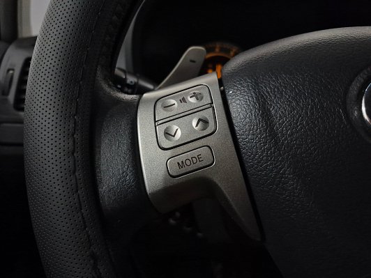 Toyota Auris, 2009 года, пробег 237715 км