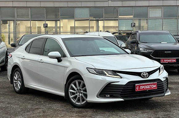 Toyota Camry Элеганс, 2021 года, пробег 58800 км