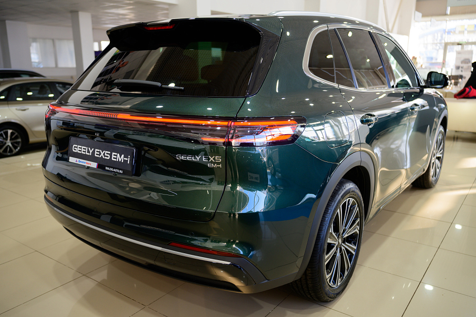 Geely EX5 EM-i Max, зеленый