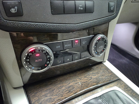 Mercedes-Benz C-Класс, 2009 года, пробег 184247 км