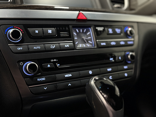 Hyundai Genesis Advance, 2016 года, пробег 114600 км