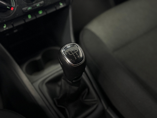 Skoda Rapid Active, 2017 года, пробег 108000 км