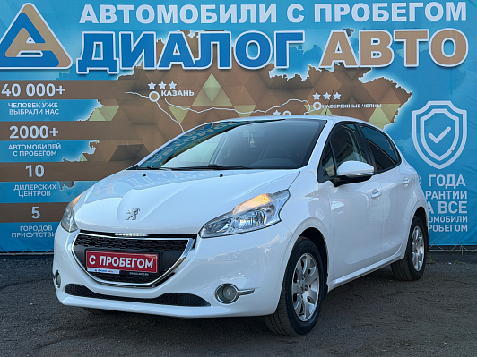 Peugeot 208 Active, 2014 года, пробег 150000 км