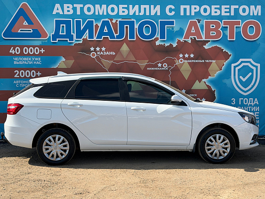 Lada (ВАЗ) Vesta Comfort, 2021 года, пробег 72500 км