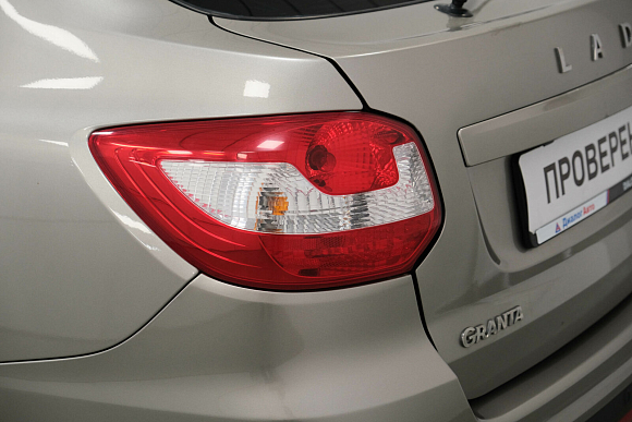 Lada (ВАЗ) Granta Luxe Prestige, 2020 года, пробег 65000 км