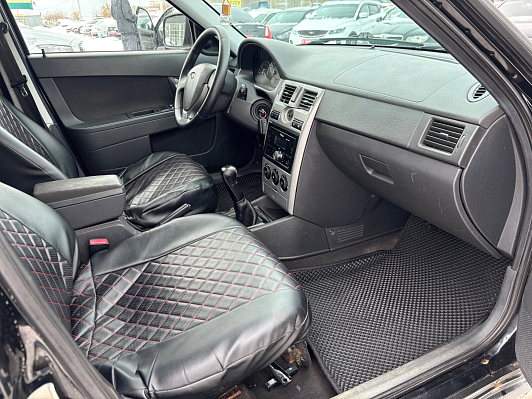 Lada (ВАЗ) Priora Люкс, 2013 года, пробег 135459 км