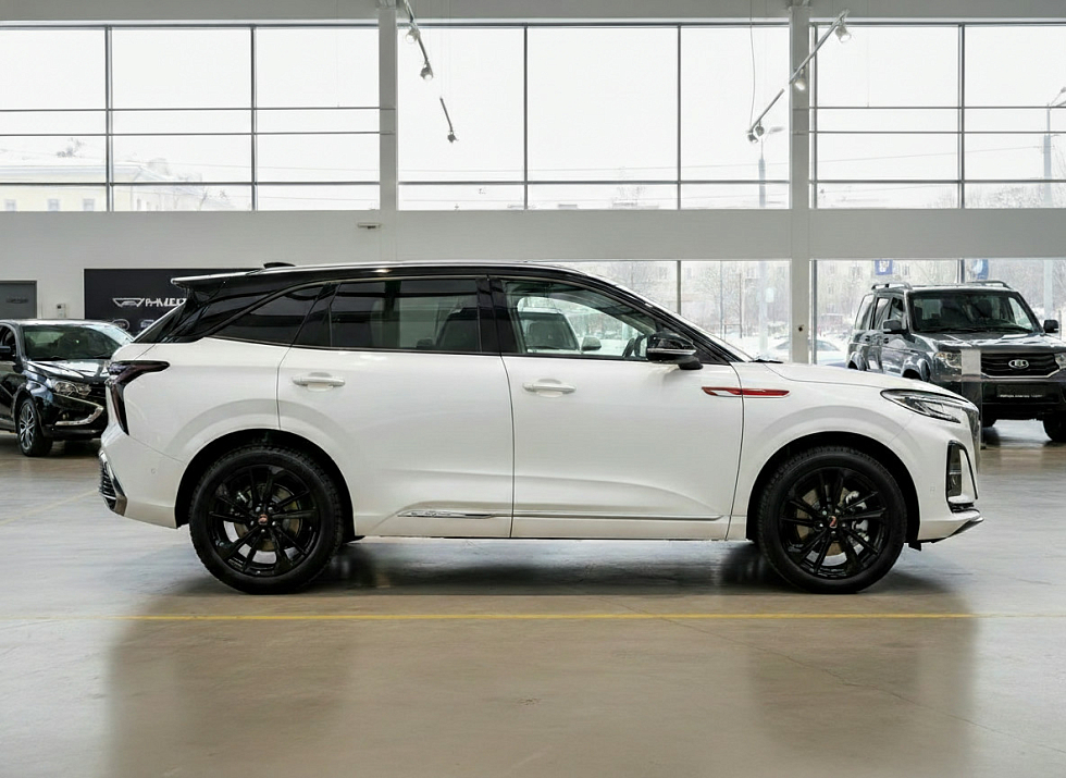 Hongqi HS3 Комфорт (Comfort), белый