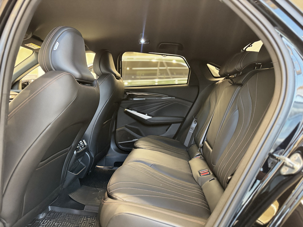 Geely Preface Люкс, черный